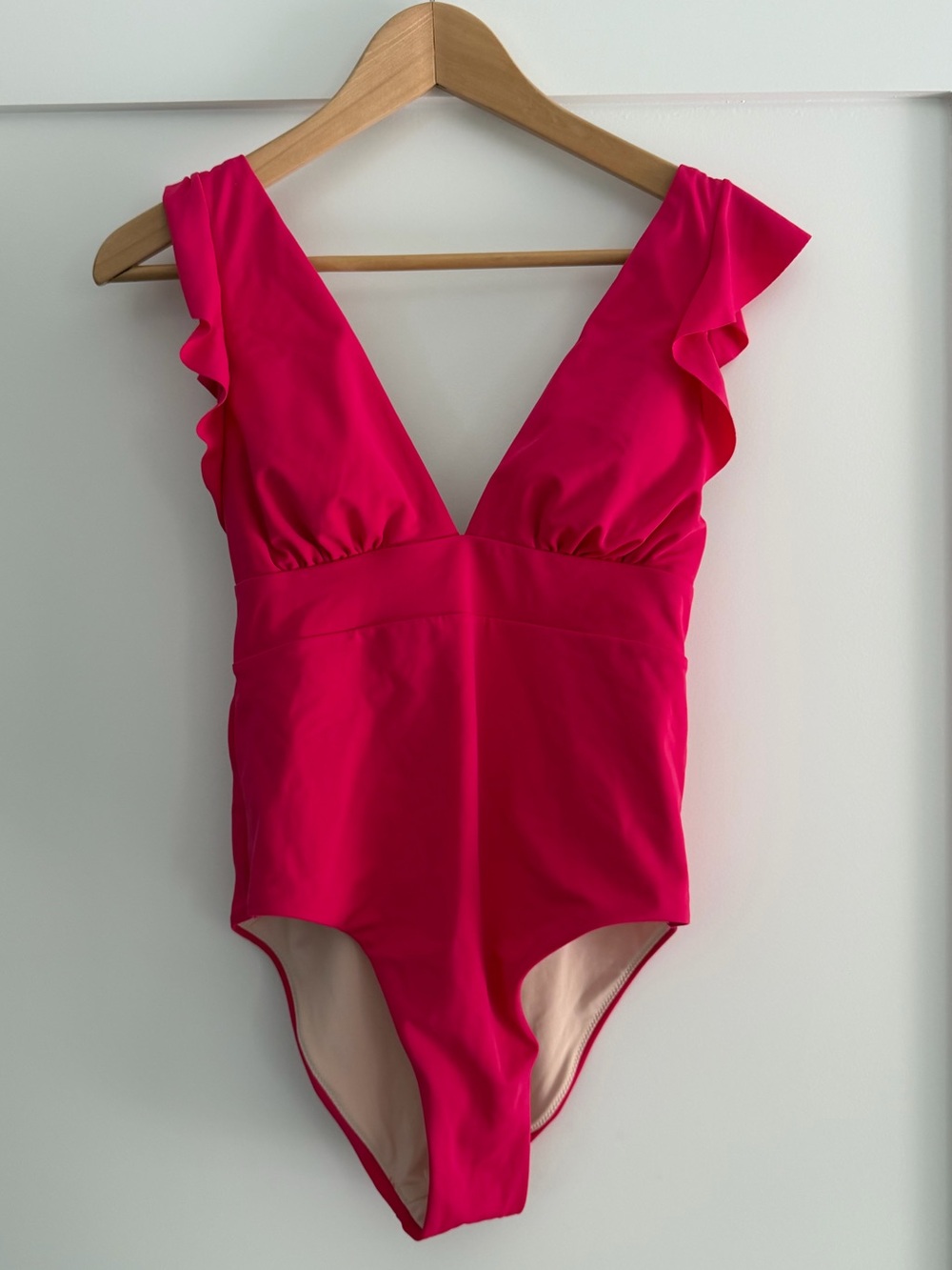 NWT- Chelsea 28 Hot Pink V-Neck One-Piece 🌊